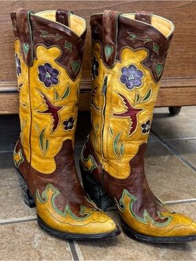 Old Gringo Leather Inlaid Cowboy Boots